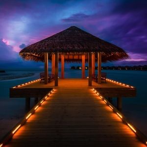 Meet your Posher, Cassandra